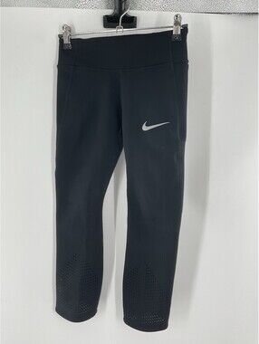 Nike Dri-fit Women’s Size Extra Small Capri Athletic Pants 008